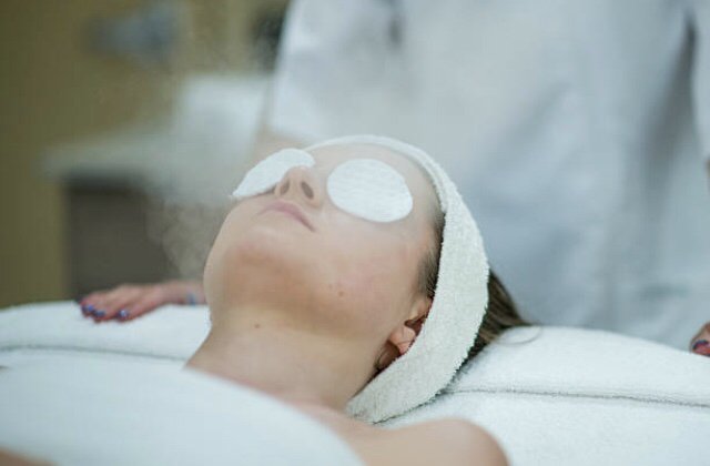 La Beaute Spa & Permanent Makeup Center Logo