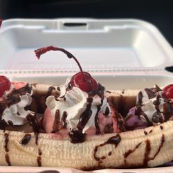 La Michoacana Es Natural - Banana Split.