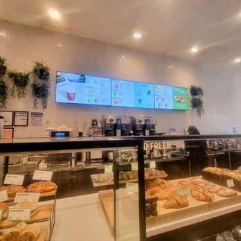 Gregorys Coffee - Coffee & Tea Near Me - Forest Hills, New York