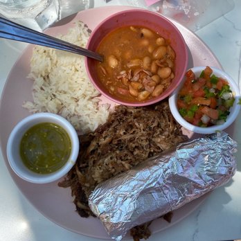 Taquero Mucho - Carnitas platter - Mexican Near Me - Austin, Texas Taquero Mucho - Carnitas platter - Mexican Near Me - Austin, Texas