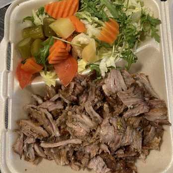 Sindbad Kebab & Grillhaus - Shawarma with salad - Fast Food Near Me - Munich, BY