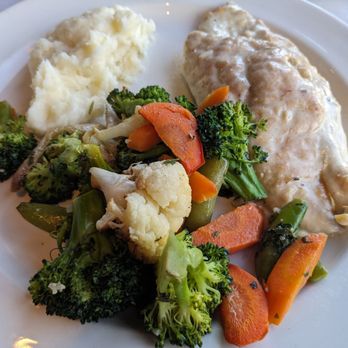 Paradiso Restaurant - Chicken Paradiso - Italian Near Me - San Leandro, California Paradiso Restaurant - Chicken Paradiso - Italian Near Me - San Leandro, California