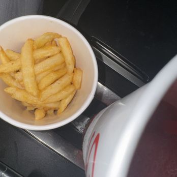 Snappy's - Snappy Fries- kinda greasy tonight! But great during the day! - Burgers Near Me - Las Vegas, Nevada Snappy's - Snappy Fries- kinda greasy tonight! But great during the day! - Burgers Near Me - Las Vegas, Nevada