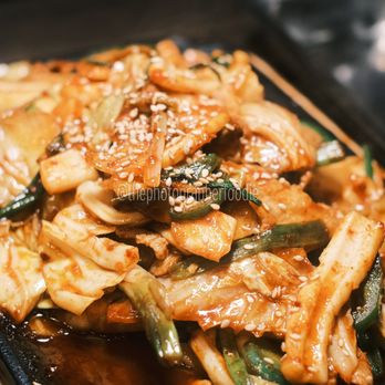 Soosanghan Kotedaeji - Osam bokkeum
IG: @thephotographerfoodie - Korean Near Me - Palisades Park, New Jersey Soosanghan Kotedaeji - Osam bokkeum
IG: @thephotographerfoodie - Korean Near Me - Palisades Park, New Jersey