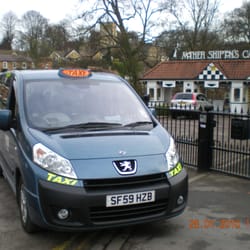 Harrogate Taxi 71