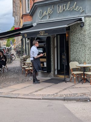 Cafe Wilder by null
