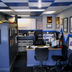 Circle Collision Center