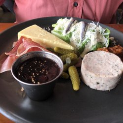 Barbuto - Ploughman's lunch