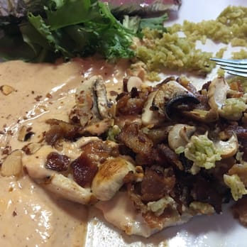 El Catrin - Almond chicken - Mexican Near Me - Warrenton, Oregon