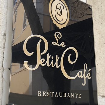 Le Petit Café - Signage - Wine Bars Near Me - Lisbon, 11 Le Petit Café - Signage - Wine Bars Near Me - Lisbon, 11