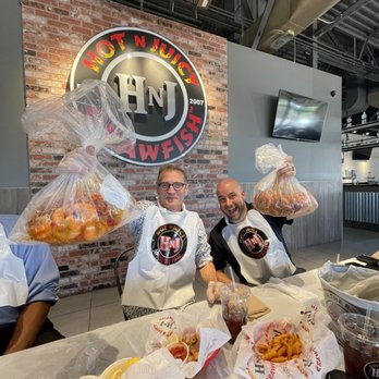 Hot N Juicy Crawfish - Seafood Near Me - Phoenix, Arizona Hot N Juicy Crawfish - Seafood Near Me - Phoenix, Arizona