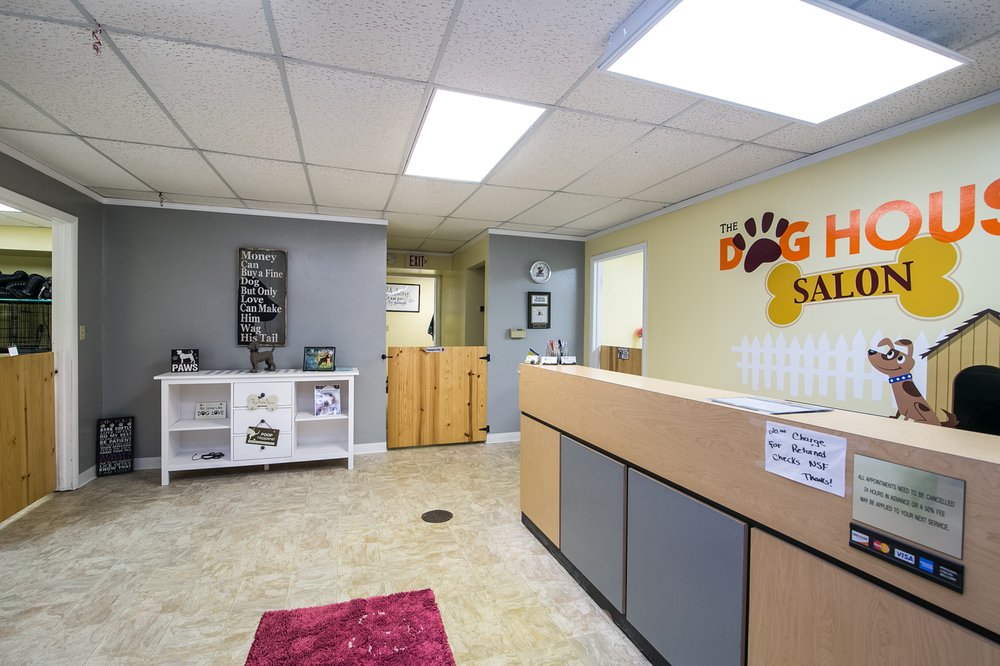 THE DOG HOUSE SALON Updated October 2024 13 Photos 1320 S Harlem