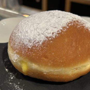 Bindi Dolci & Caffè - Krapfen alla crema - Desserts Near Me - San Giuliano Milanese, Michigan