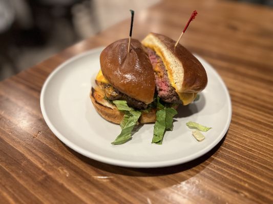 Wahlburgers by null