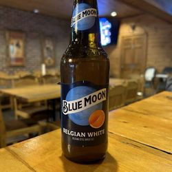 White Buffalo Pizza