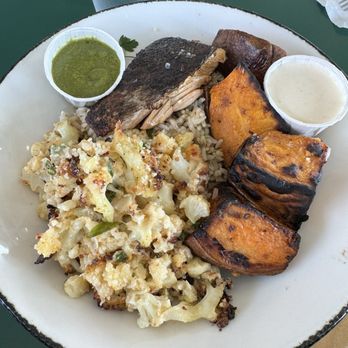 Dig Inn - Brown rice salmon bowl - New American Near Me - Stamford, Connecticut