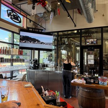 Beehive Basin Brewery - Breweries Near Me - Big Sky, Montana Beehive Basin Brewery - Breweries Near Me - Big Sky, Montana