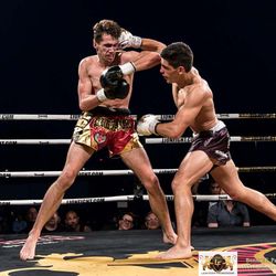 Golden Era Muay Thai - Damien Earley lion fight