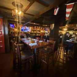 Ciro's Tavern - Dining area