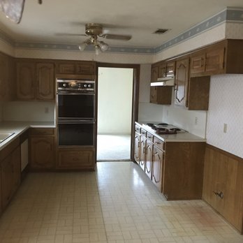 New Life Construction - Old kitchen - General Contractors Near Me New Life Construction - Old kitchen - General Contractors Near Me