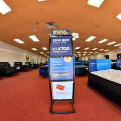 Mattress Firm Outlet - Middletown