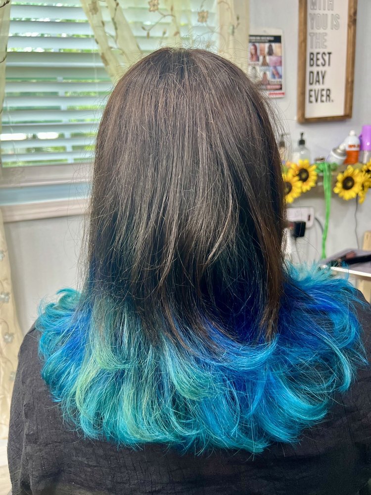 Stylist Inside Image