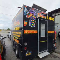Tacos El Negro - The Trailer 10-25-2020