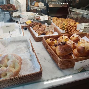 Un Je Ne Sais Quoi - Desserts Near Me - Washington, DC, District of Columbia
