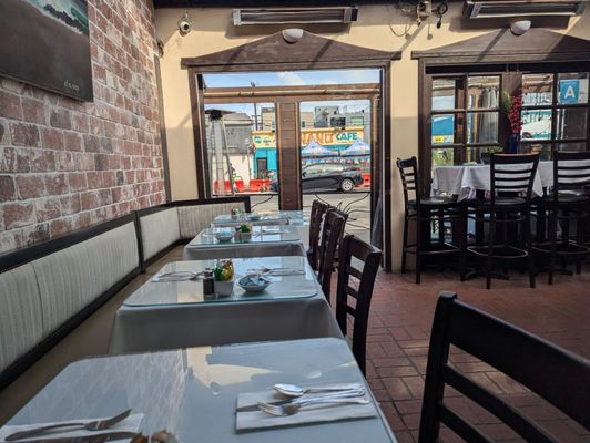 Mercedes Bar & Grille by null