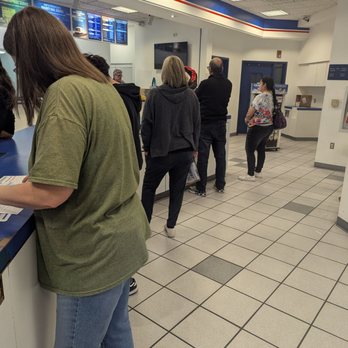 US Post Office - Even if there's a line, it'll move quick here. The employees hustle - and smile! - Post Offices Near Me - Albuquerque, New Mexico