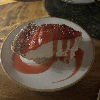 Monkeypod Kitchen - Strawberry cream pie - Tacos Near Me - Honolulu, Hawaii