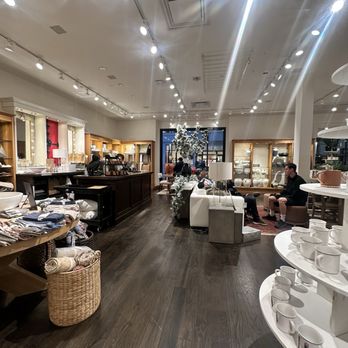 Pottery Barn - Home Decor Near Me - San Diego, California Pottery Barn - Home Decor Near Me - San Diego, California
