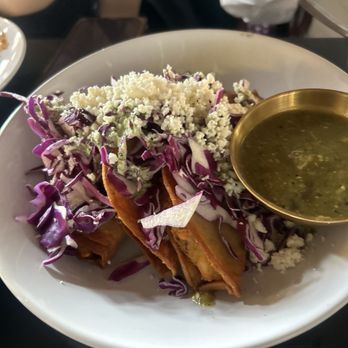 The Overland - Cocktail Bars Near Me - Redlands, California