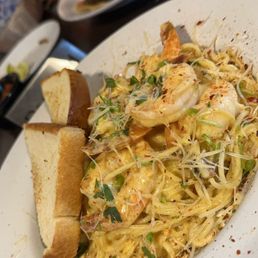 Shrimp Pasta Latina