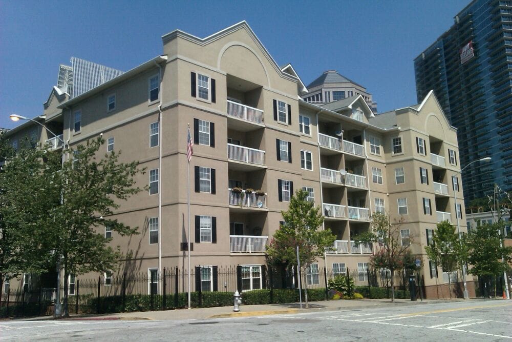 PEACHTREE WALK CONDOMINIUM Updated October 2024 1074 Peachtree Walk