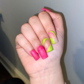 Cleopatra Nails - Lumpy nails - Nail Salons Near Me - East Point, Georgia