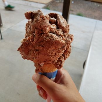 Slackers Burger Joint - 2 Scoops Rocky Road - Burgers Near Me - Torrey, Utah