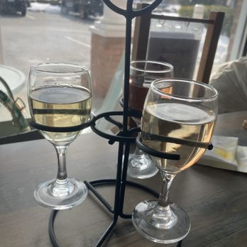 BlackStone Herbs and Martini Bar - Wine flight !! Pino Grigio, Chardonnay, rose - Sandwiches Near Me - Coventry, Rhode Island