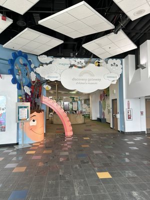 Discovery Gateway Children's Museum by null