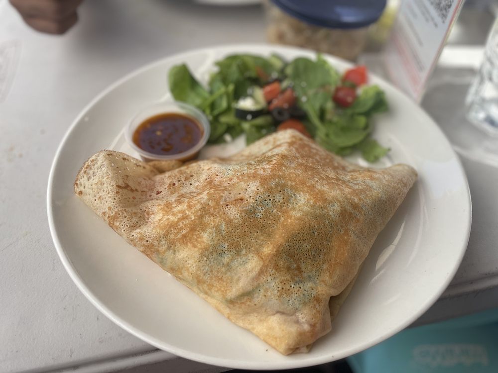 Frodo Joe's Petit Cafe