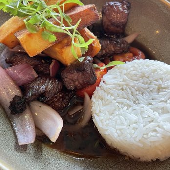 Costa Contemporary Kitchen - Lomo saltado - Peruvian Near Me - Costa Mesa, California Costa Contemporary Kitchen - Lomo saltado - Peruvian Near Me - Costa Mesa, California