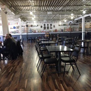 Heavy Smoke BBQ - Taken before the large dining room began filling with noon diners. Wall of Fame in the background. - Barbeque Near Me - O'Fallon, Missouri