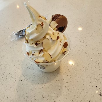 Sweet Cow Cafe - Tiramasu - Ice Cream & Frozen Yogurt Near Me - Pasadena, California