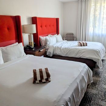 Marriott's Shadow Ridge II- The Enclaves - 2 queens 1 room - Hotels Near Me - Palm Desert, California Marriott's Shadow Ridge II- The Enclaves - 2 queens 1 room - Hotels Near Me - Palm Desert, California