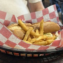 Crossroads - Sandwiches & fries