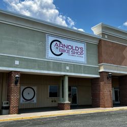 Arnold's Bike Shop - Signage