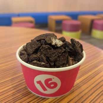 16 Handles - Ice Cream & Frozen Yogurt Near Me - New York, New York 16 Handles - Ice Cream & Frozen Yogurt Near Me - New York, New York