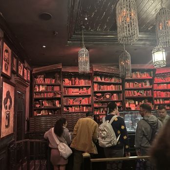 Gideon's Bakehouse - Bakeries Near Me - Lake Buena Vista, Florida