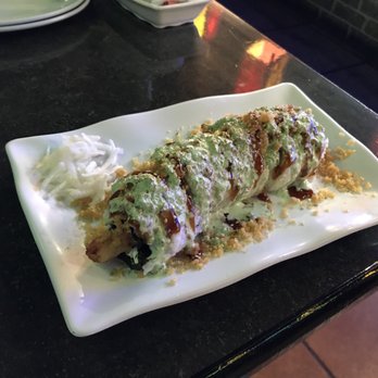 Sapporo - UTSA roll - Sushi Bars Near Me - San Antonio, Texas