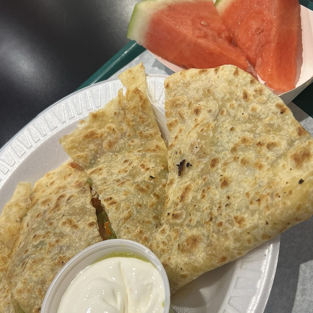 Bobo's Hamburgers - veggie quesadillas - Burgers Near Me - Los Angeles, California Bobo's Hamburgers - veggie quesadillas - Burgers Near Me - Los Angeles, California